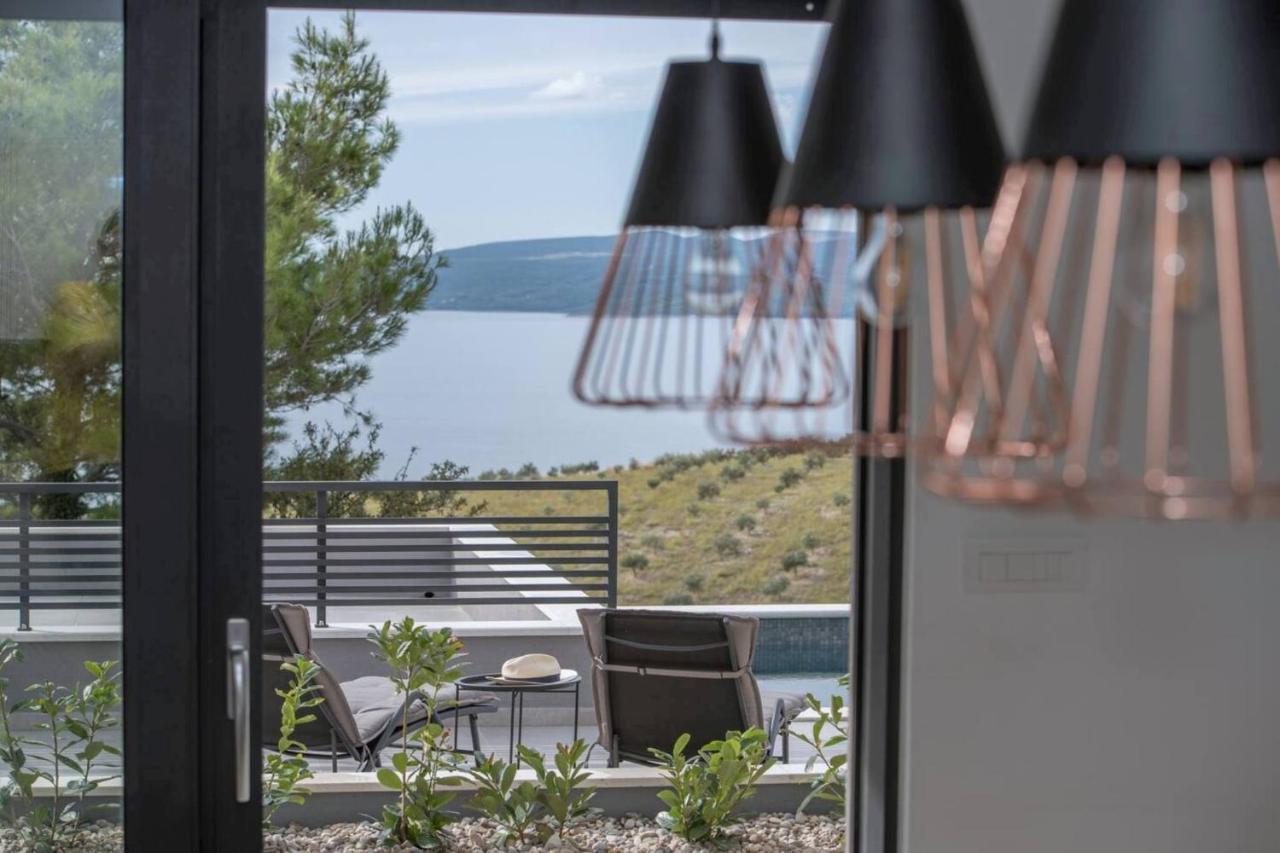 Villa Kuk With Heated Pool