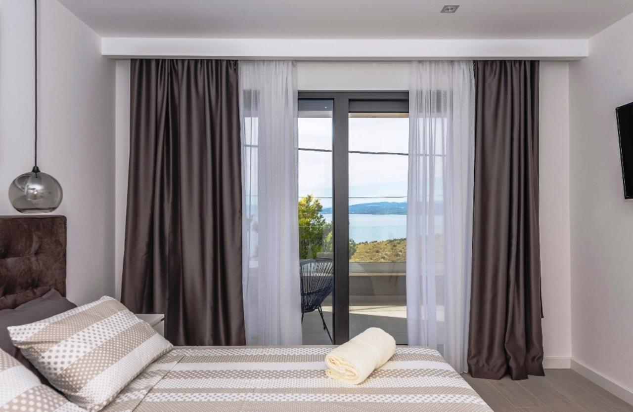 Kuk With Heated Pool Willa Makarska